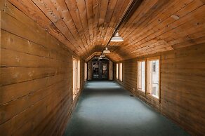 Waterfront 2BDR Condo in Grand Haven 110