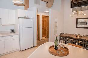 Waterfront 2BDR Condo in Grand Haven 110