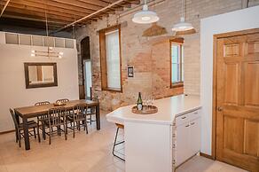 Waterfront 2BDR Condo in Grand Haven 110