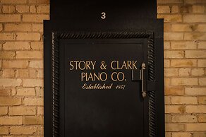 Waterfront 2BDR Condo in Grand Haven 110