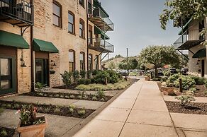 Waterfront 2BDR Condo in Grand Haven 110