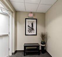 Luxurious 2BDR Loft-Condo Grand Haven 12