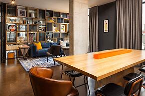 Moxy Madison Downtown