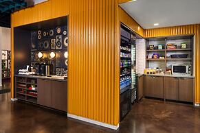 Moxy Madison Downtown