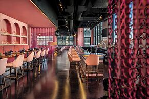 Moxy Madison Downtown