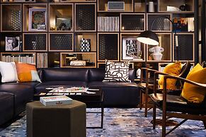 Moxy Madison Downtown