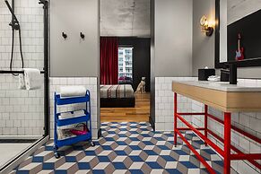 Moxy Madison Downtown