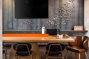 Moxy Madison Downtown