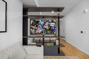 Beautiful Studio Near Bayfront Park