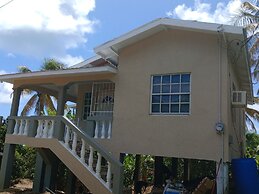 Impeccable 2-bed House in St Patrick's