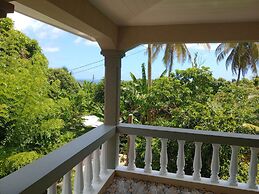 Impeccable 2-bed House in St Patrick's