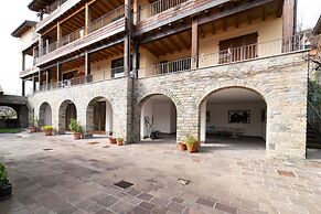 Willow Apartment With Lakeview by Wonderful Italy