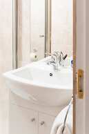 Brilliantly Located 2BD Flat Heart of Edinburgh!