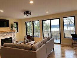 Sunrise Sands Retreat Beach & Dock 2364