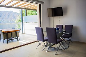 Casa Blanca Laguna by Casa Naiyari