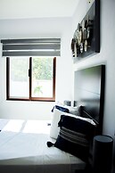 Casa Blanca Laguna by Casa Naiyari