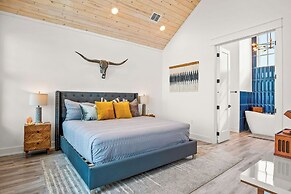 Suns Out Buns Out 113 TEA