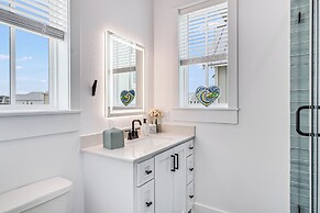 Suns Out Buns Out 113 TEA