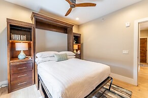 Blue River Flats Building 2 #302 By Summit County Mountain Retreats