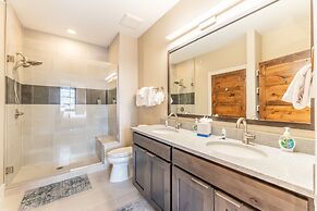 Blue River Flats Building 2 #302 By Summit County Mountain Retreats