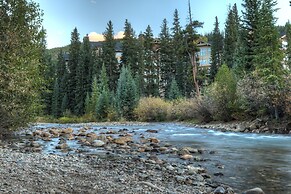 Blue River Flats Building 2 #302 By Summit County Mountain Retreats