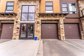 Blue River Flats Building 2 #302 By Summit County Mountain Retreats