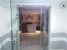 Ikad Hotel and Suite