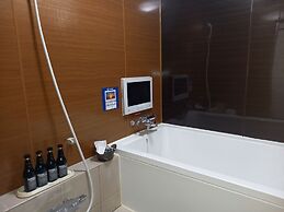 HOTEL C-PLUS - Adults Only