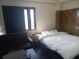 HOTEL C-PLUS - Adults Only