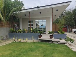 Fins Pacific Coral Bay by Hiverooms