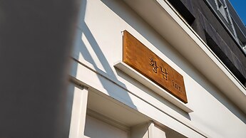 Gyeongju Hwangnaminn Pension