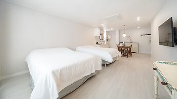 Gyeongju Hwangnaminn Pension