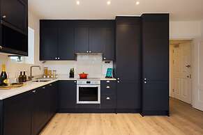 The Wembley Park Arms - Modern 2bdr Flat With Parking Balcony