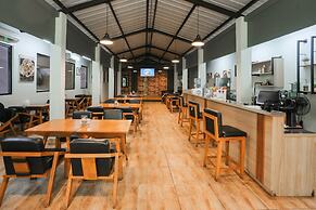 Townhouse Oak J&b Gunung Sahari