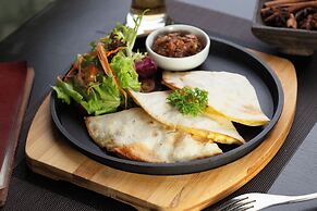 Caravan Hotel by EHM