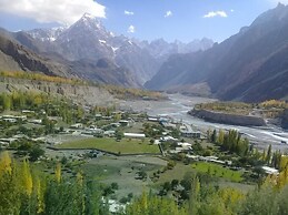 Khunjerab Hotel & Restaurant