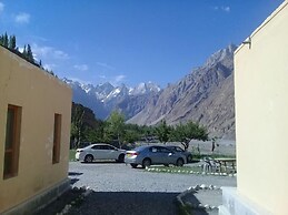 Khunjerab Hotel & Restaurant