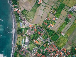 Cucukan Beach Guest House