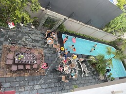 Ken Hotel & Apartment