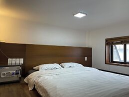 Ken Hotel & Apartment