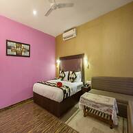 Hotel Meenakshi Palace