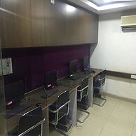 Hotel Meenakshi Palace