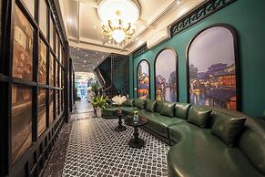 Amica Premier Hotel and Travel