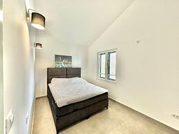 Seaside apartments Zlokovic