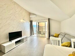 Seaside apartments Zlokovic