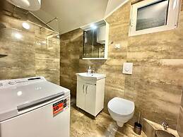 Seaside apartments Zlokovic