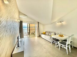 Seaside apartments Zlokovic