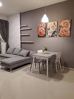 Chiip Apartment in Golden Mansion