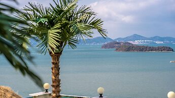 Yeosu Hemiswi SPA Pension