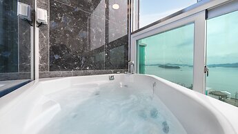 Yeosu Hemiswi SPA Pension